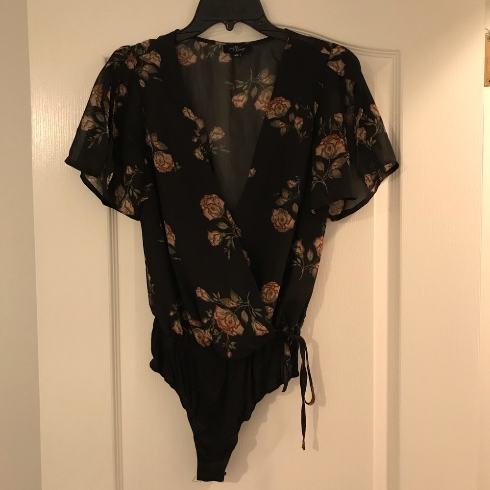 Cute Black & Floral Body Suit!